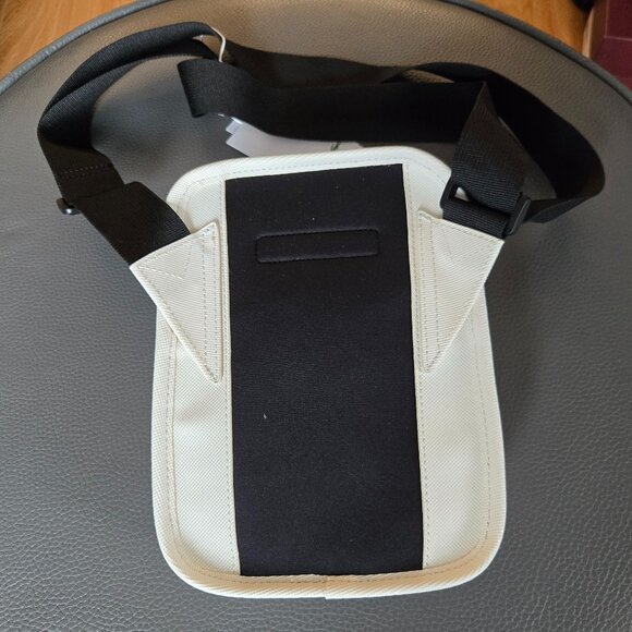 LACOSTE Vertical Crossover Bag (Unisex) - Picture 5 of 6